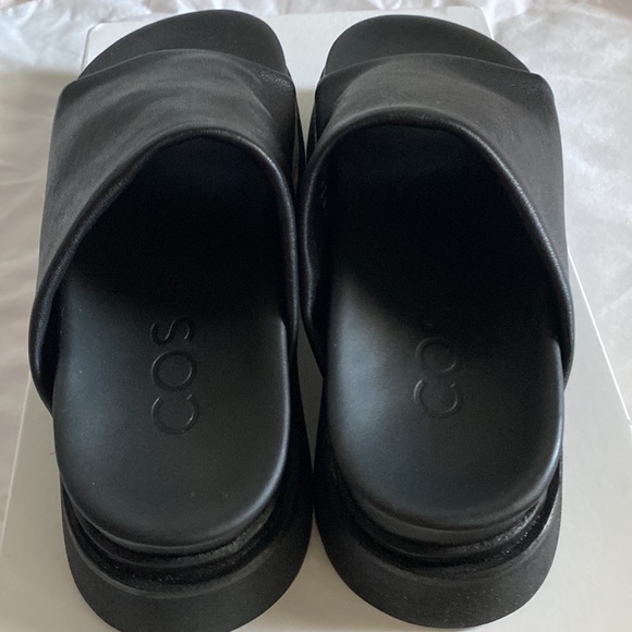 LEATHER PLATFORM SLIDES - Picture 4 of 12